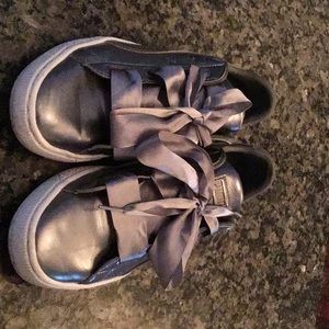 Women’s Puma size 7